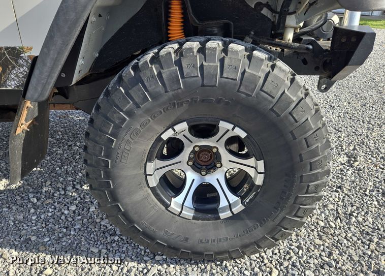 image for item DU6894 1998 Jeep SUV