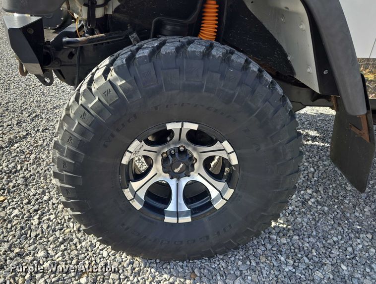 image for item DU6894 1998 Jeep SUV