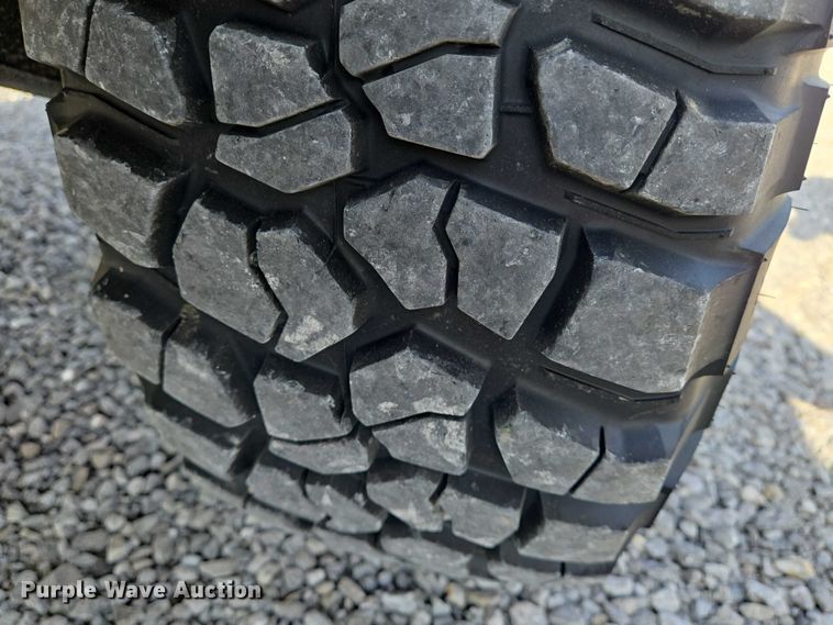 image for item DU6894 1998 Jeep SUV