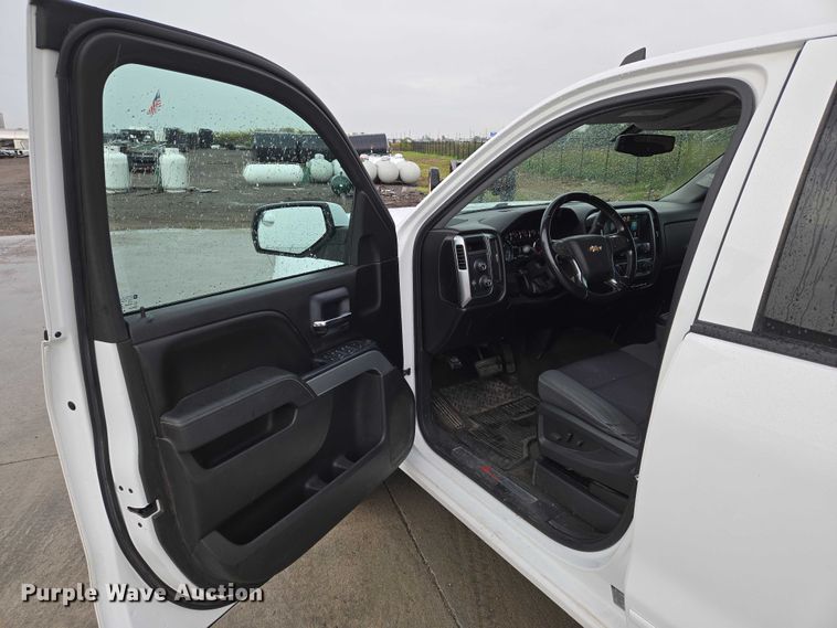 image for item DU6906 2015 Chevrolet Silverado 1500 Crew Cab pickup truck