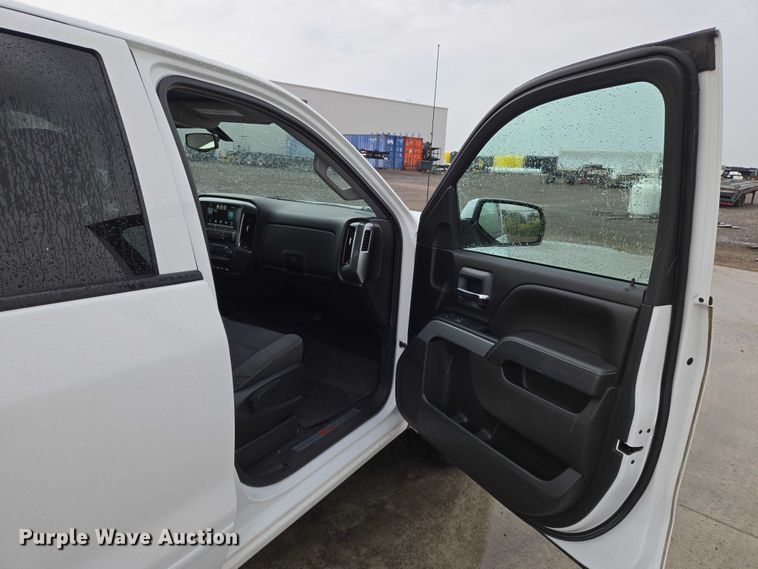 image for item DU6906 2015 Chevrolet Silverado 1500 Crew Cab pickup truck