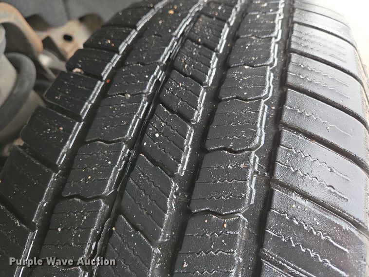 image for item DU6906 2015 Chevrolet Silverado 1500 Crew Cab pickup truck