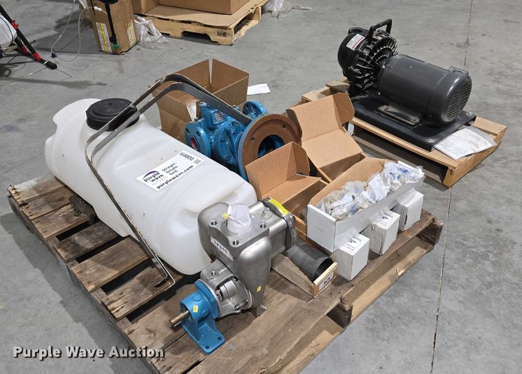 image for item DU6916 (3) pumps