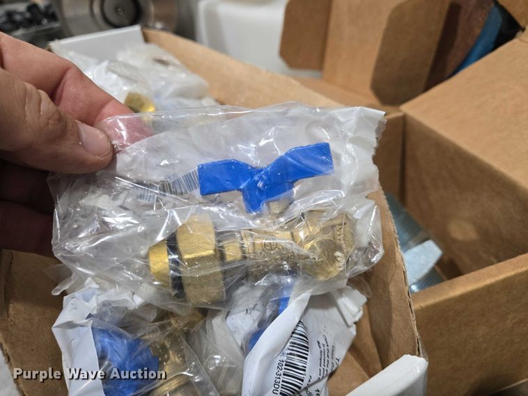 image for item DU6916 (3) pumps