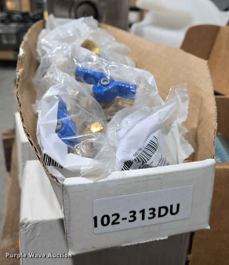 image for item DU6916 (3) pumps