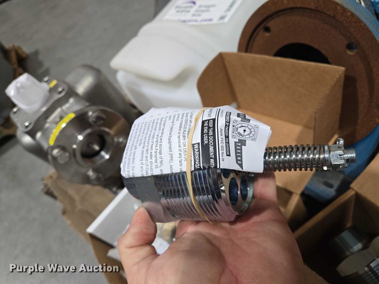 image for item DU6916 (3) pumps