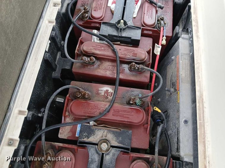 image for item DU6925 2018 Club Car Precedent golf cart