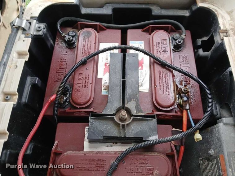 image for item DU6926 2017 Club Car Precedent golf cart