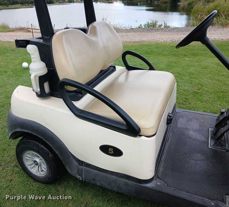 image for item DU6928 2017 Club Car Precedent golf cart