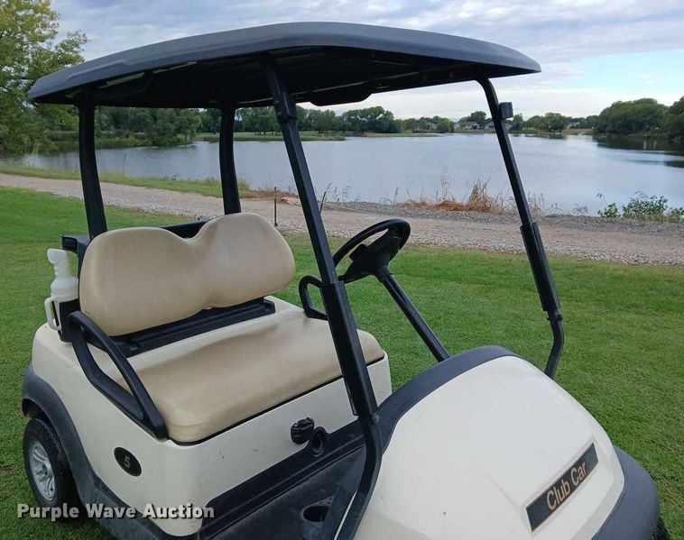 image for item DU6928 2017 Club Car Precedent golf cart
