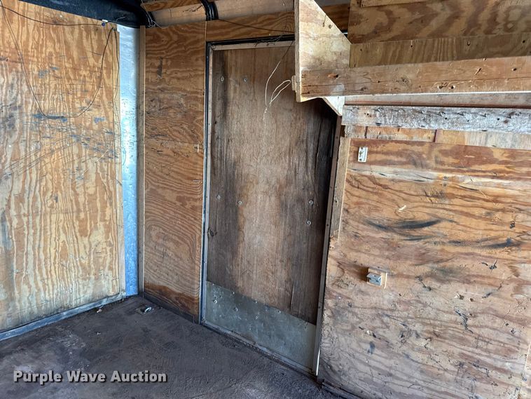 image for item DW6581 2007 Doolittle enclosed cargo trailer