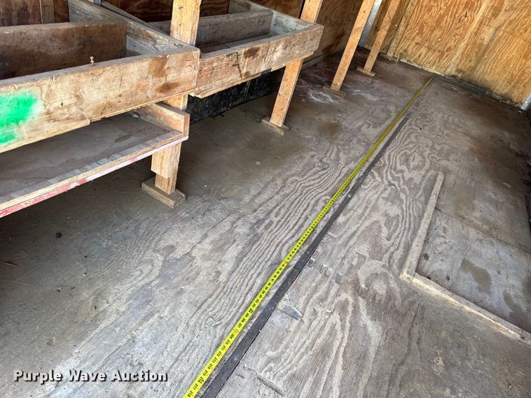 image for item DW6581 2007 Doolittle enclosed cargo trailer