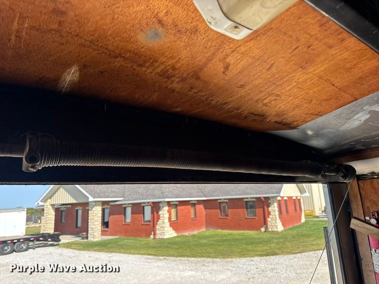 image for item DW6581 2007 Doolittle enclosed cargo trailer