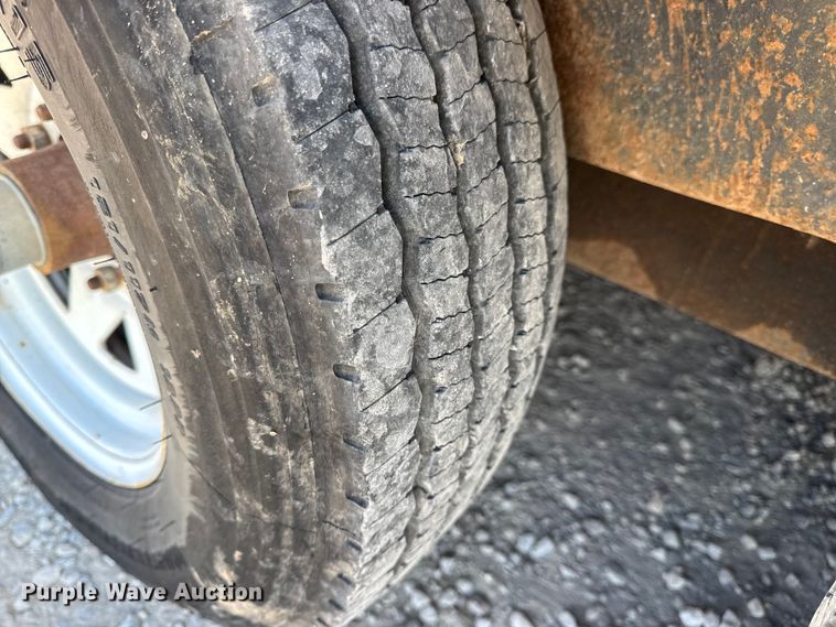 image for item DW6581 2007 Doolittle enclosed cargo trailer