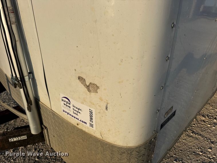 image for item DW6587 2009 Doolittle enclosed cargo trailer