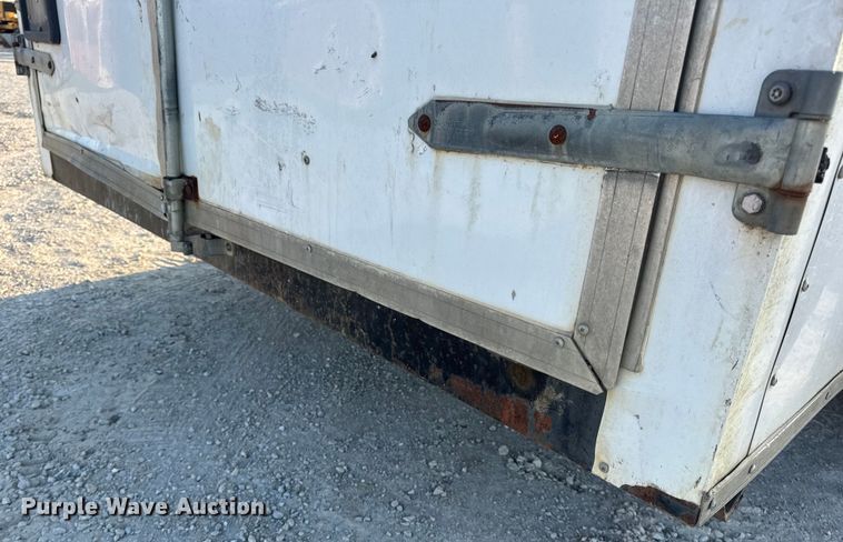 image for item DW6587 2009 Doolittle enclosed cargo trailer