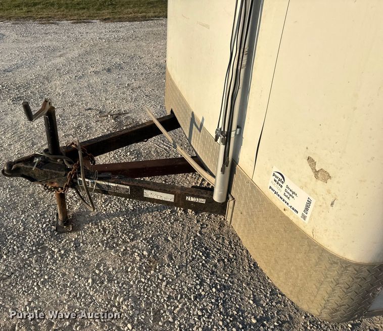 image for item DW6587 2009 Doolittle enclosed cargo trailer