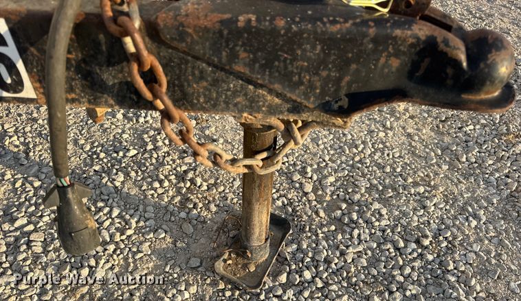 image for item DW6587 2009 Doolittle enclosed cargo trailer