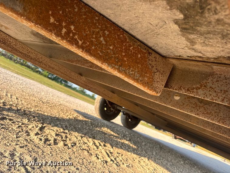 image for item DW6587 2009 Doolittle enclosed cargo trailer