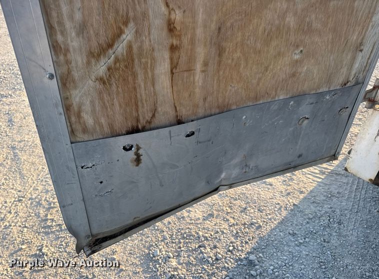 image for item DW6587 2009 Doolittle enclosed cargo trailer