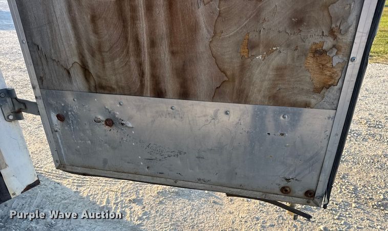 image for item DW6587 2009 Doolittle enclosed cargo trailer