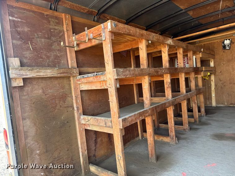 image for item DW6587 2009 Doolittle enclosed cargo trailer