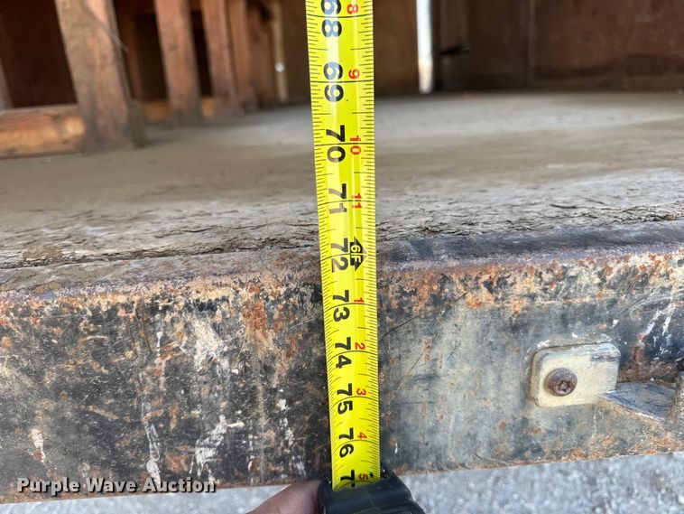 image for item DW6587 2009 Doolittle enclosed cargo trailer