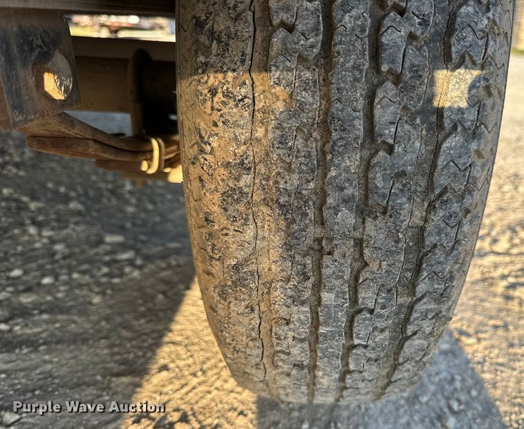 image for item DW6587 2009 Doolittle enclosed cargo trailer