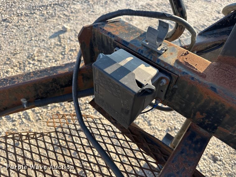 image for item DW6588 2015 Trailerman tilt deck equipment trailer