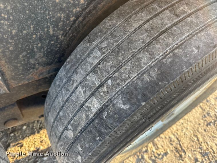 image for item DW6588 2015 Trailerman tilt deck equipment trailer