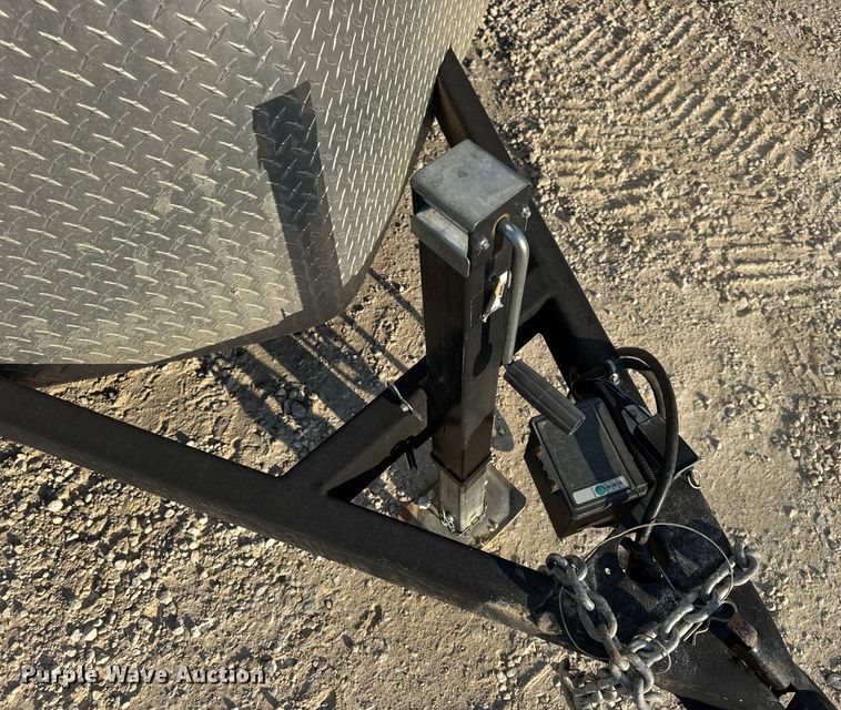 image for item DW6589 2021 Novae H9616TFTV-100 enclosed cargo trailer