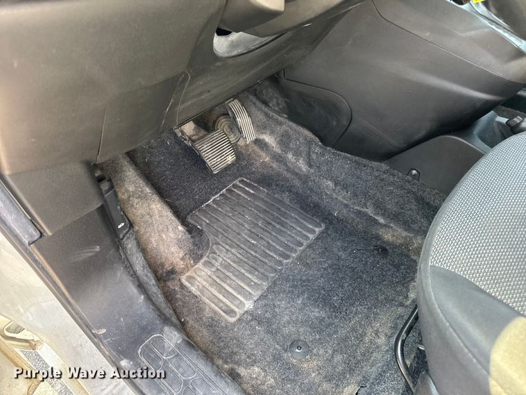 image for item DW6610 2015 RAM ProMaster City van