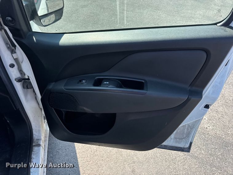 image for item DW6610 2015 RAM ProMaster City van