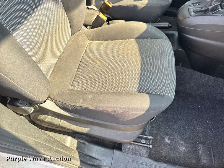 image for item DW6610 2015 RAM ProMaster City van