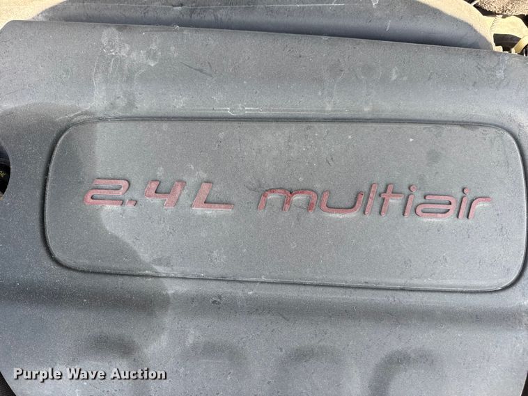 image for item DW6610 2015 RAM ProMaster City van