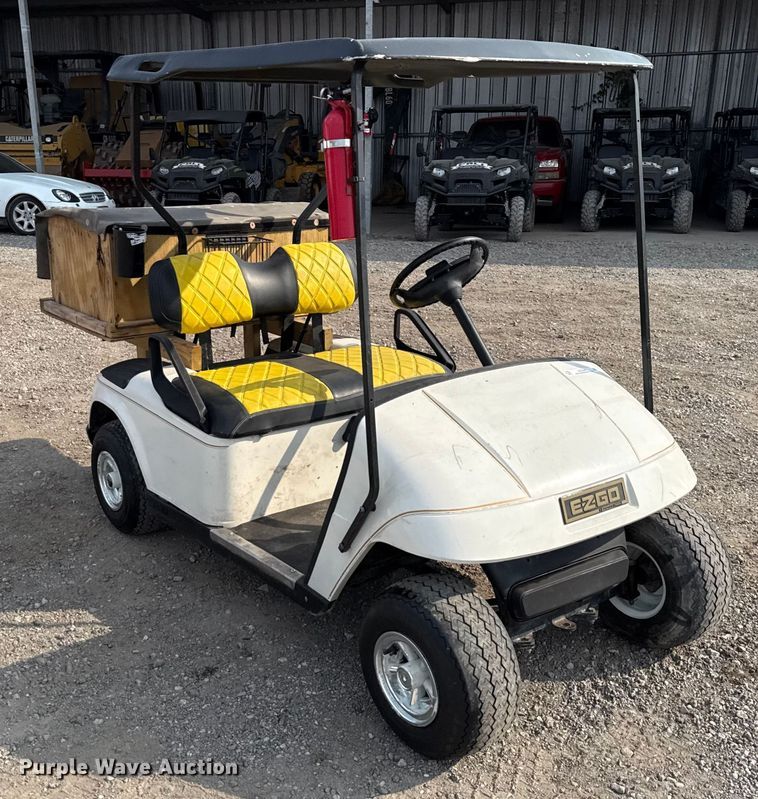 image for item DX5805 EZ-GO golf cart