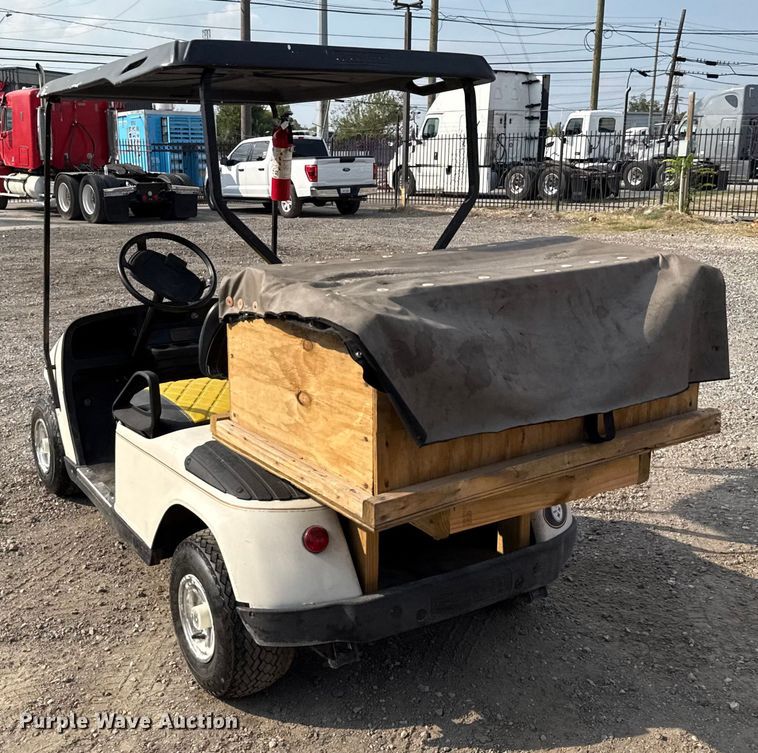 image for item DX5805 EZ-GO golf cart