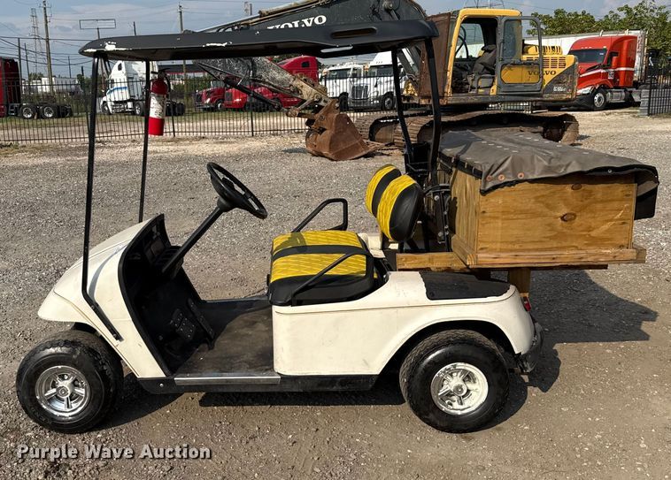 image for item DX5805 EZ-GO golf cart