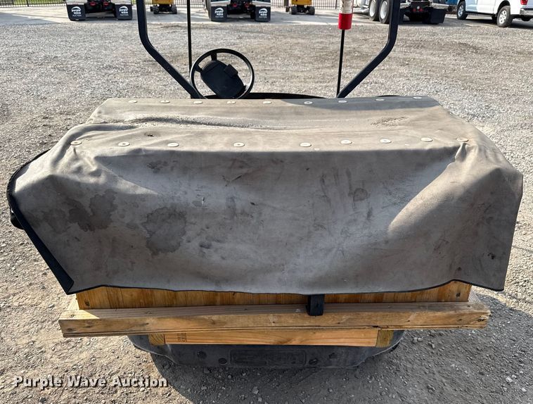 image for item DX5805 EZ-GO golf cart