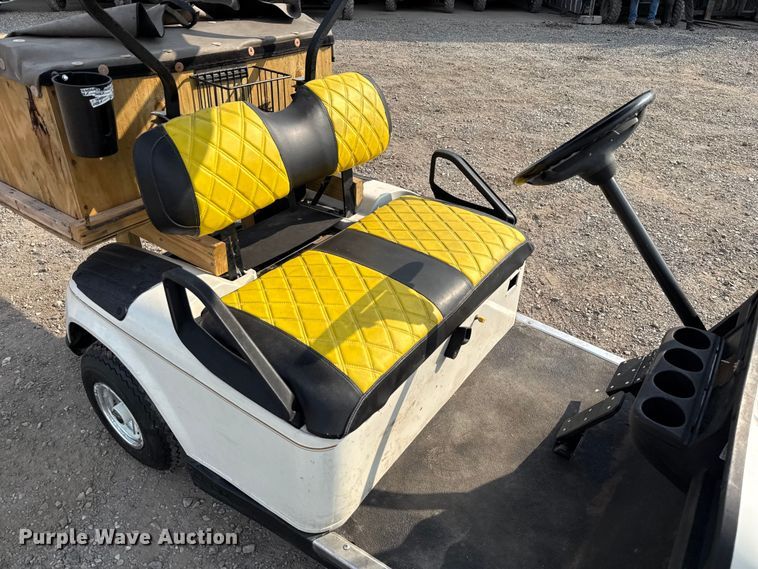 image for item DX5805 EZ-GO golf cart