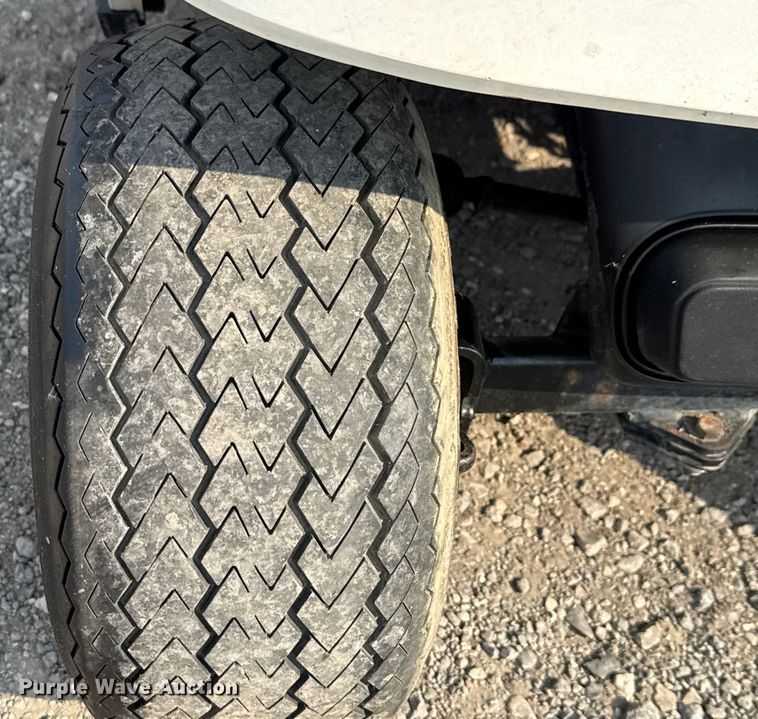 image for item DX5805 EZ-GO golf cart