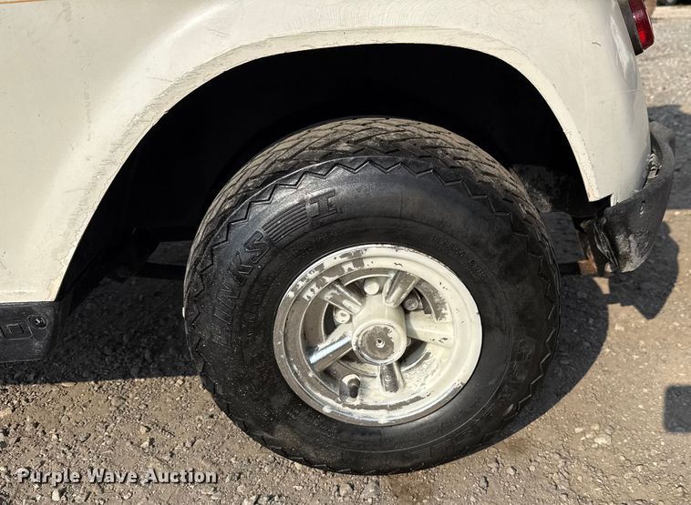 image for item DX5805 EZ-GO golf cart