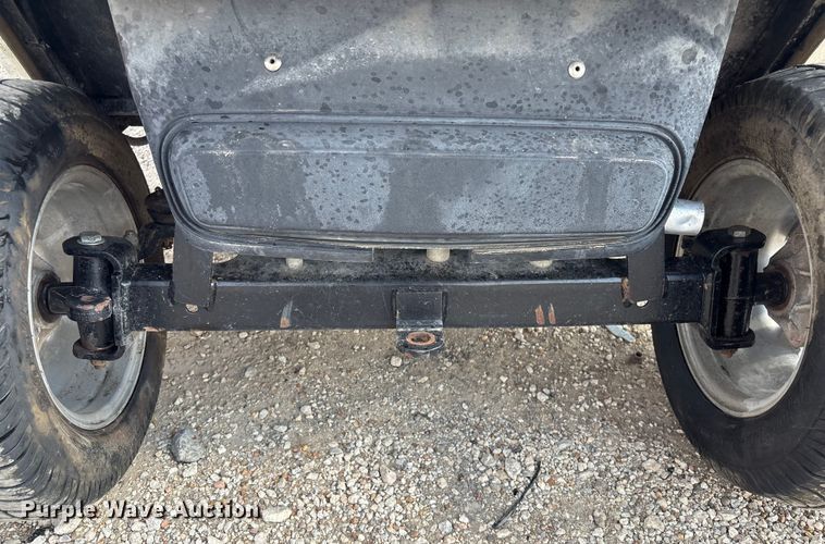 image for item DX5806 EZ-GO golf cart