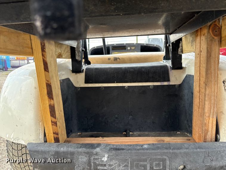 image for item DX5806 EZ-GO golf cart