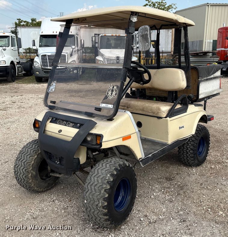 image for item DX5807 2005 Club Car golf cart