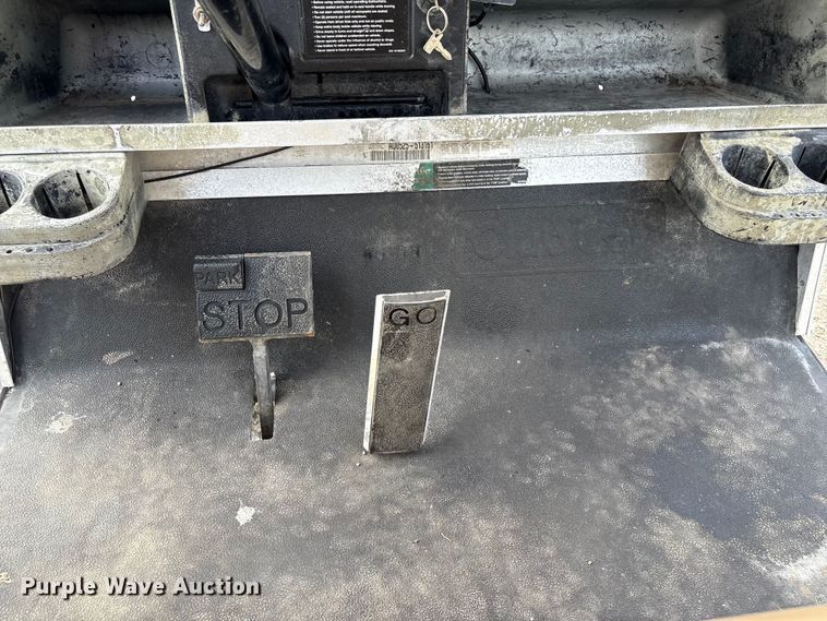 image for item DX5807 2005 Club Car golf cart