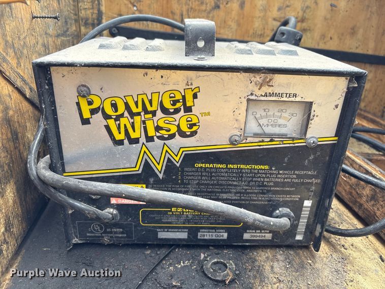 image for item DX5807 2005 Club Car golf cart