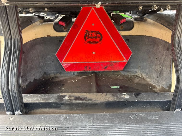 image for item DX5807 2005 Club Car golf cart