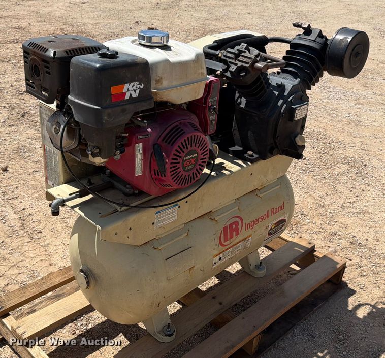 image for item DX5821 Ingersoll Rand 2475F13GH air compressor