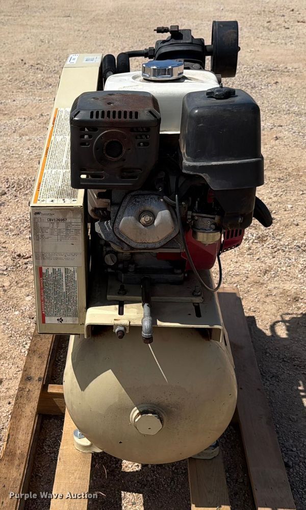 image for item DX5821 Ingersoll Rand 2475F13GH air compressor